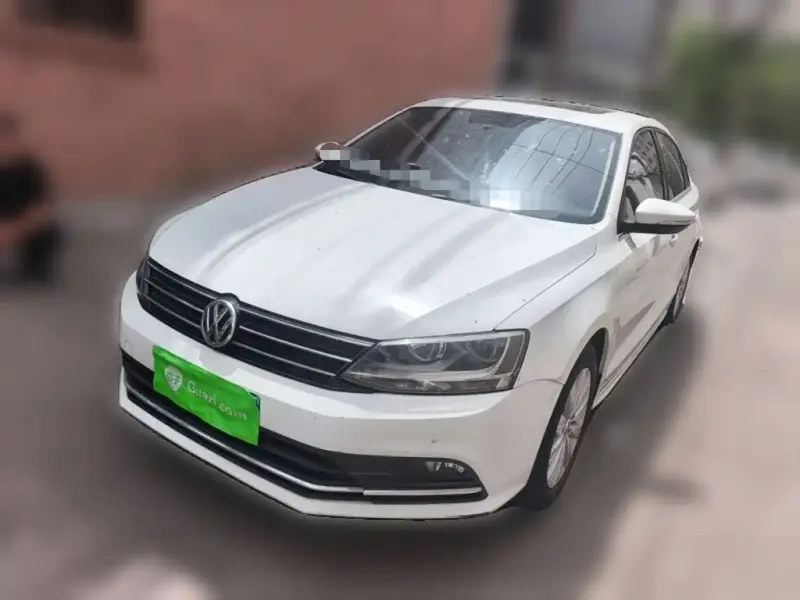 Volkswagen Sagitar, 2015