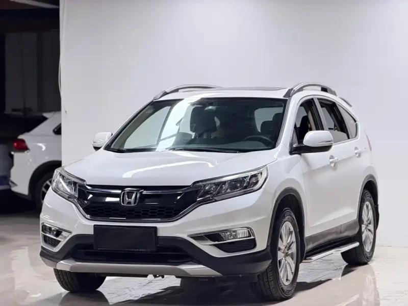Honda CR-V Honda CR-V 2015 2.0L 2WD Elegant Edition, 2016 — фото 1