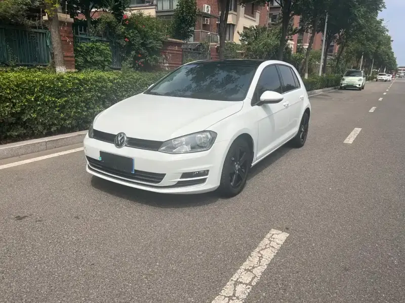 Volkswagen Golf, 2014