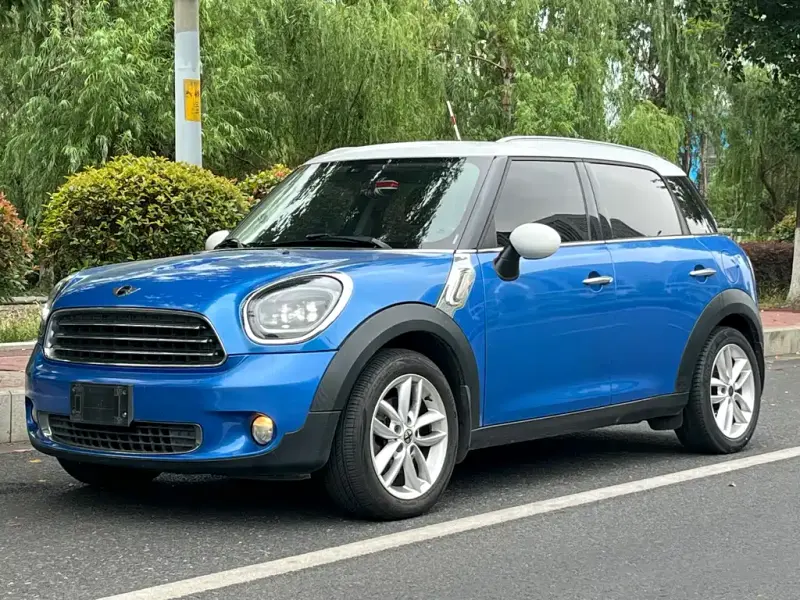 MINI Countryman, 2012