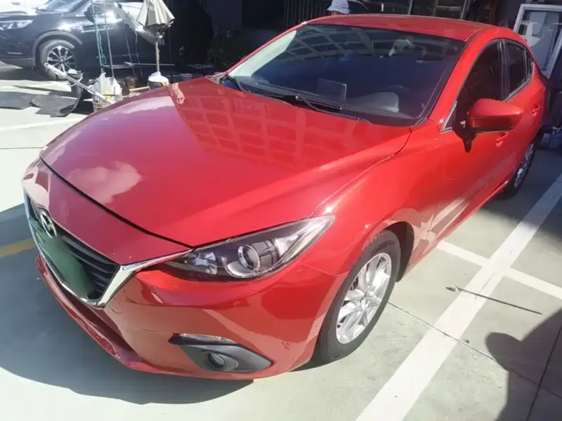 Mazda 3 Axela, 2016