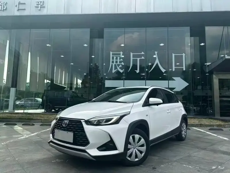 Toyota Yaris L, 2021