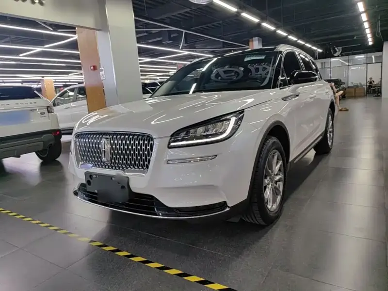 Lincoln Corsair, 2021