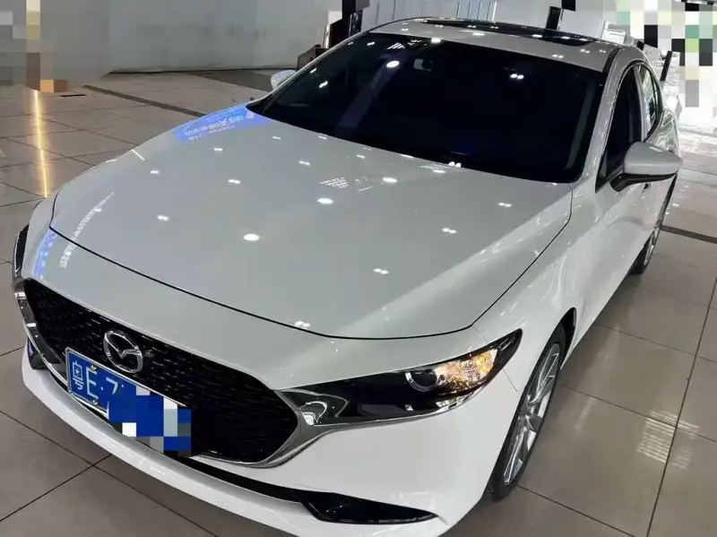 Mazda 3 Axela, 2026