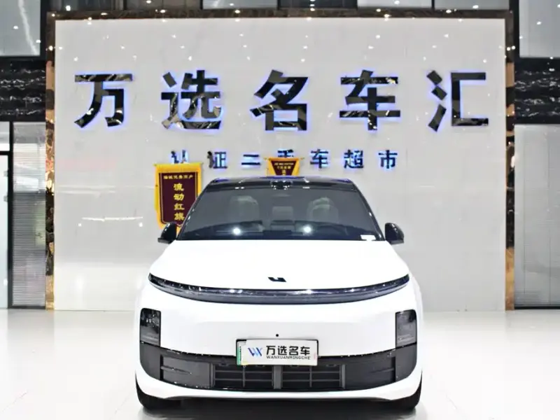 Li Auto Li L6, 2025