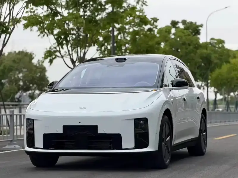 Li Auto i8, 2026