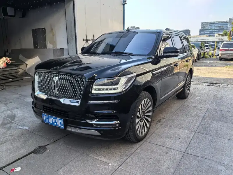 Lincoln Navigator, 2021