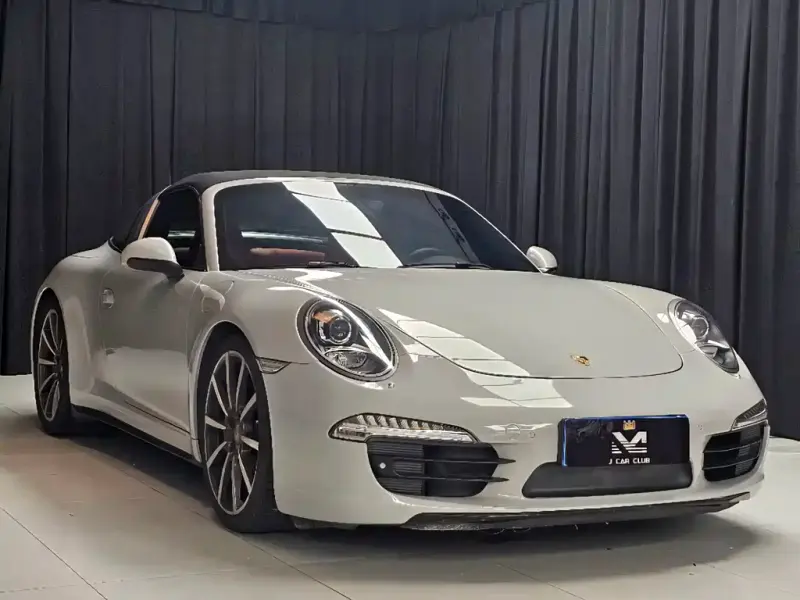 Porsche 911, 2016