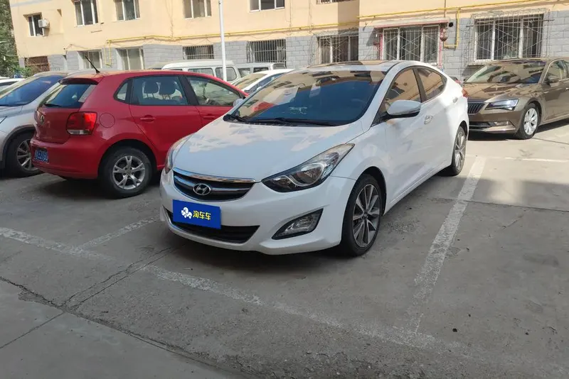 Hyundai Elantra Langdong, 2015