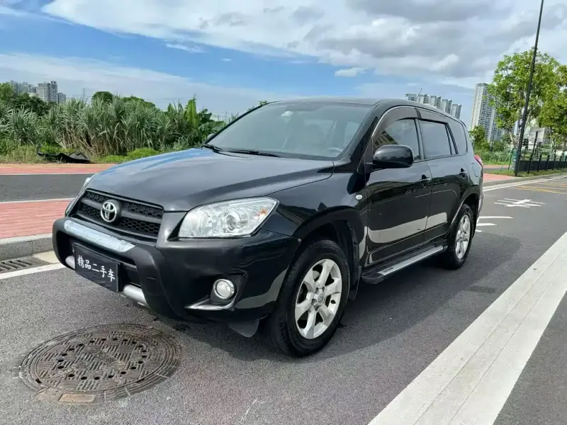 Toyota RAV4, 2013