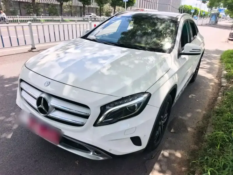Mercedes-Benz GLA, 2016