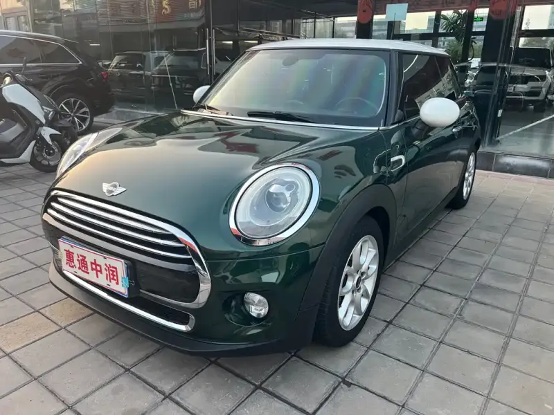 MINI Mini, 2015