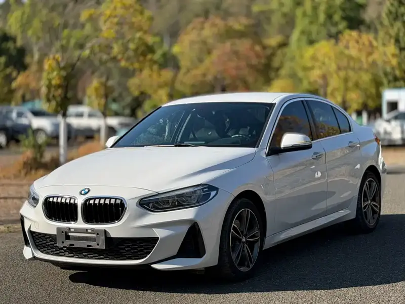 BMW 1 Series, 2021
