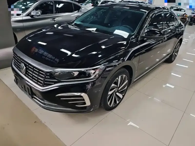 Volkswagen Passat, 2022