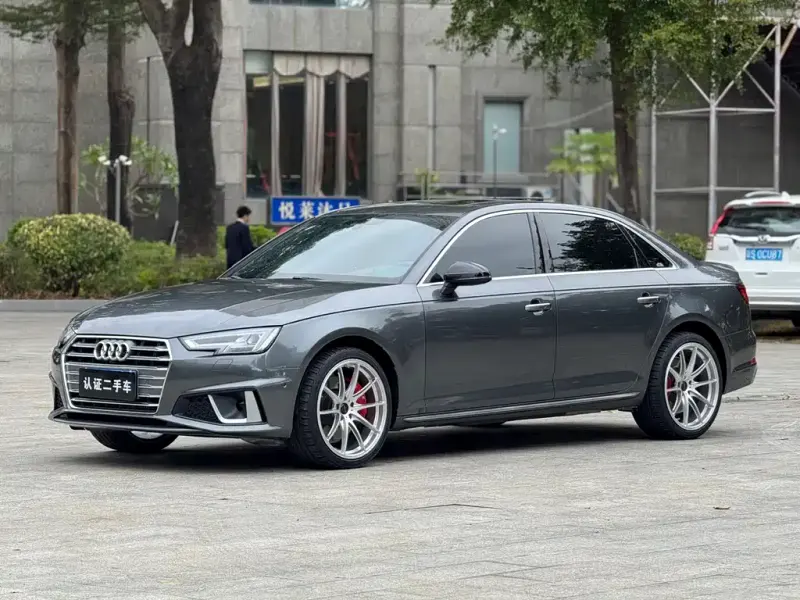 Audi A4L, 2019