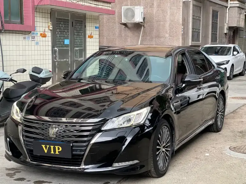 Toyota Crown, 2019