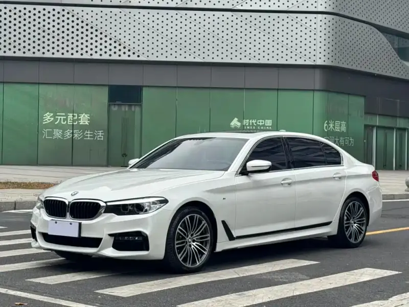 BMW 5 Series, 2019