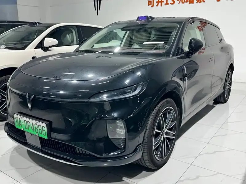 VOYAH Zhiyin, 2025