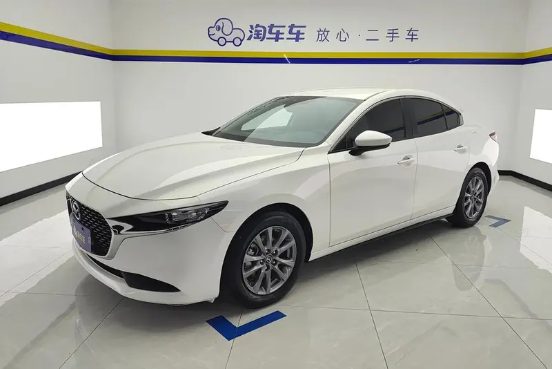 Mazda 3 Axela, 2021
