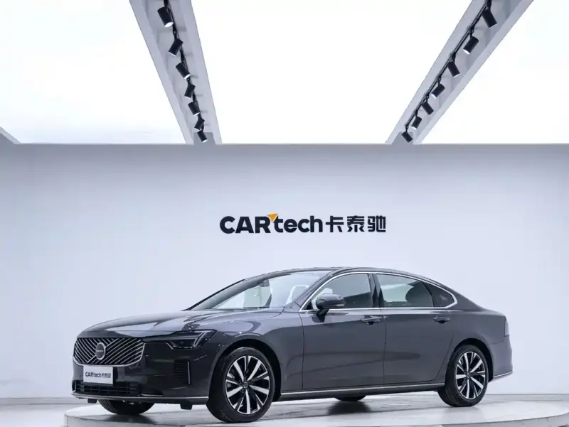 Volvo S90, 2025