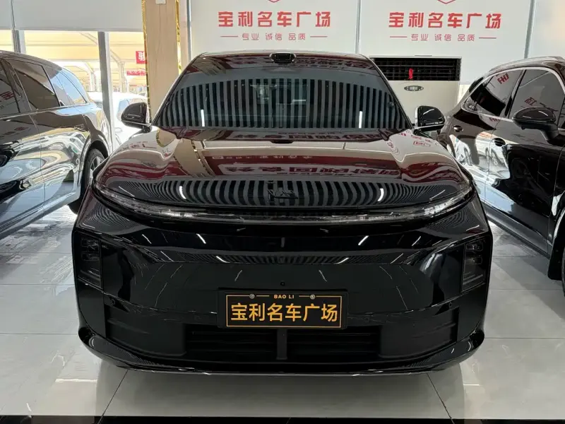 Li Auto Li L6, 2025