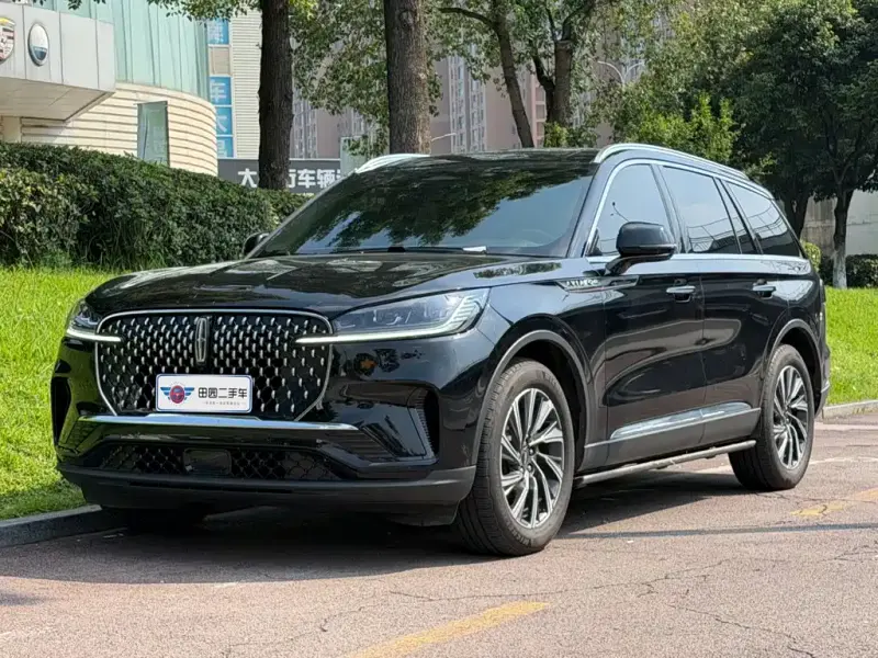 Lincoln Aviator, 2024