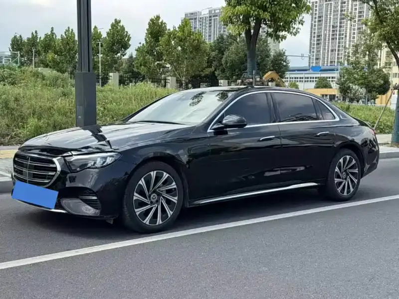 Mercedes-Benz E-Class, 2025