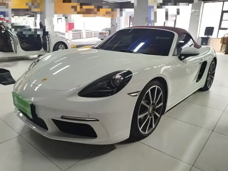 Porsche 718, 2022