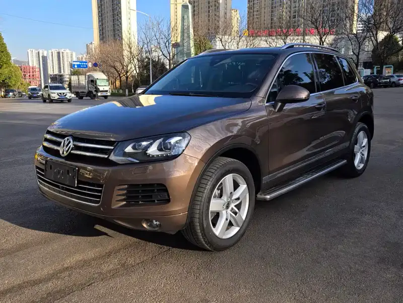 Volkswagen Touareg, 2015