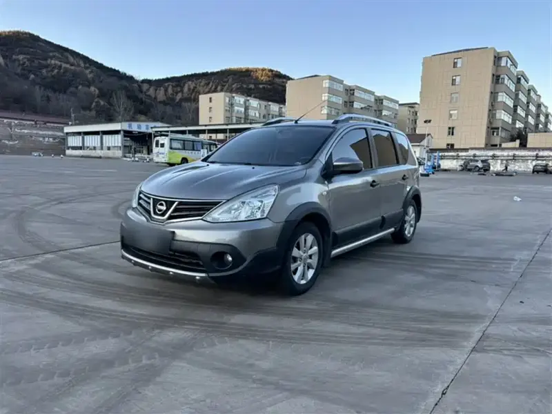 Nissan Livina, 2014
