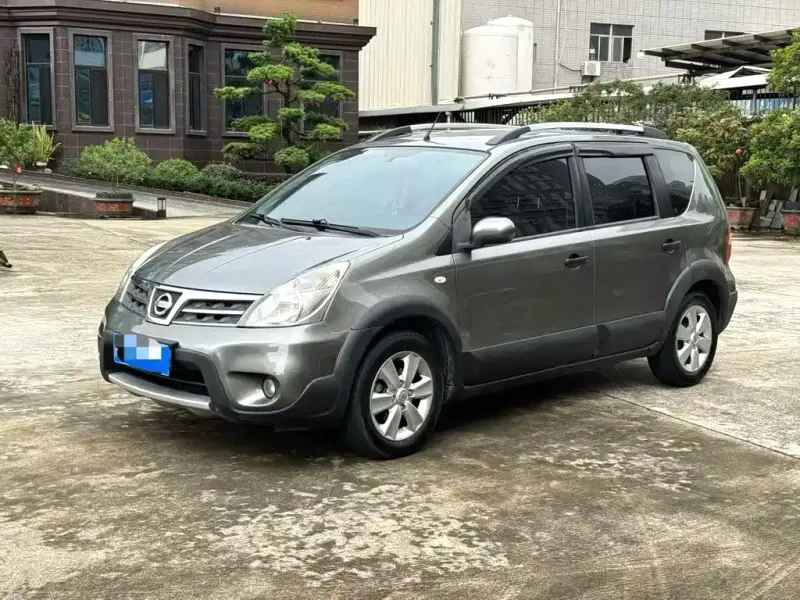 Nissan Livina, 2012