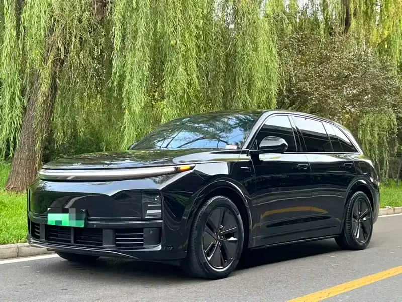 Li Auto Li L7, 2025