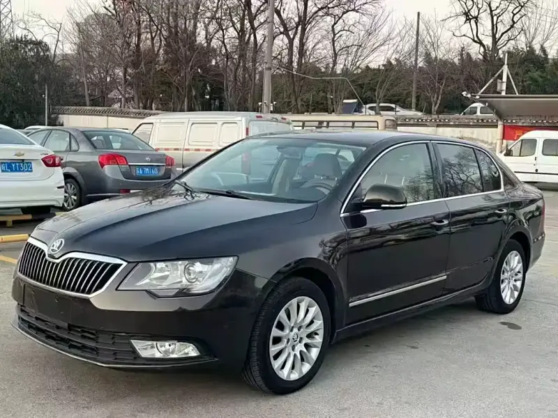 Skoda Superb, 2014