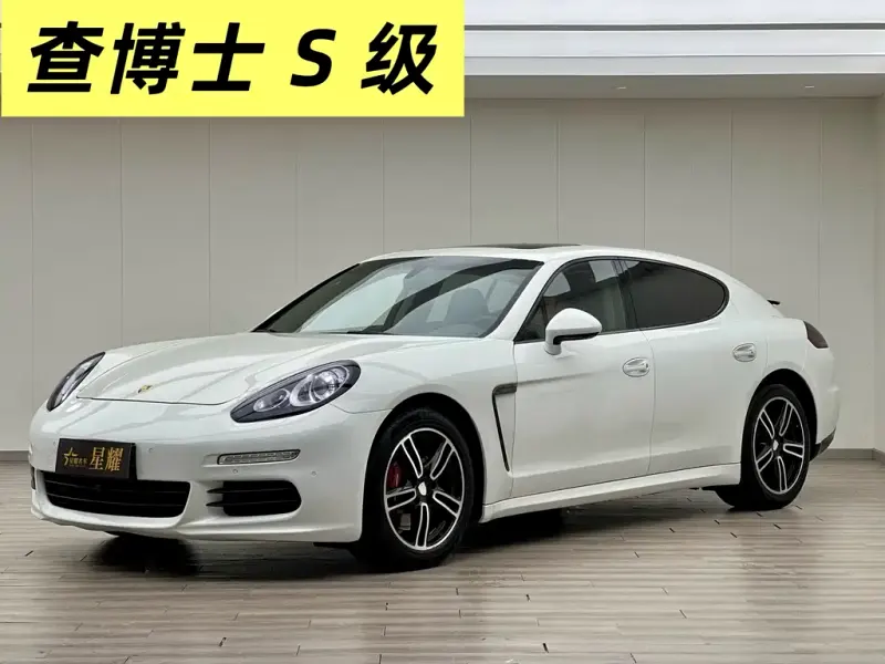 Porsche Panamera, 2015