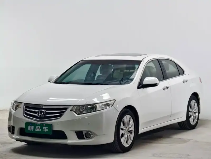 Honda Spirior Honda Spirior 2013 2.4L Luxury Edition, 2013 — фото 1