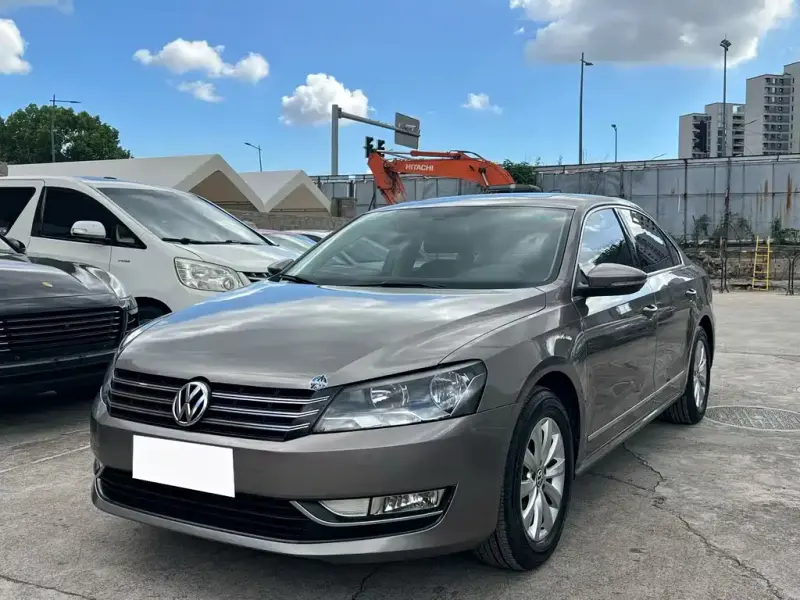 Volkswagen Passat, 2013
