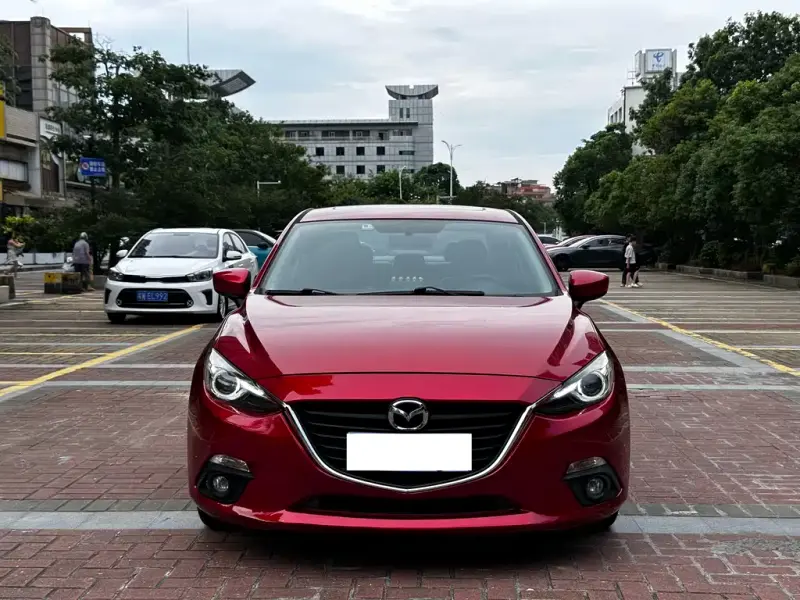 Mazda 3 Axela, 2014