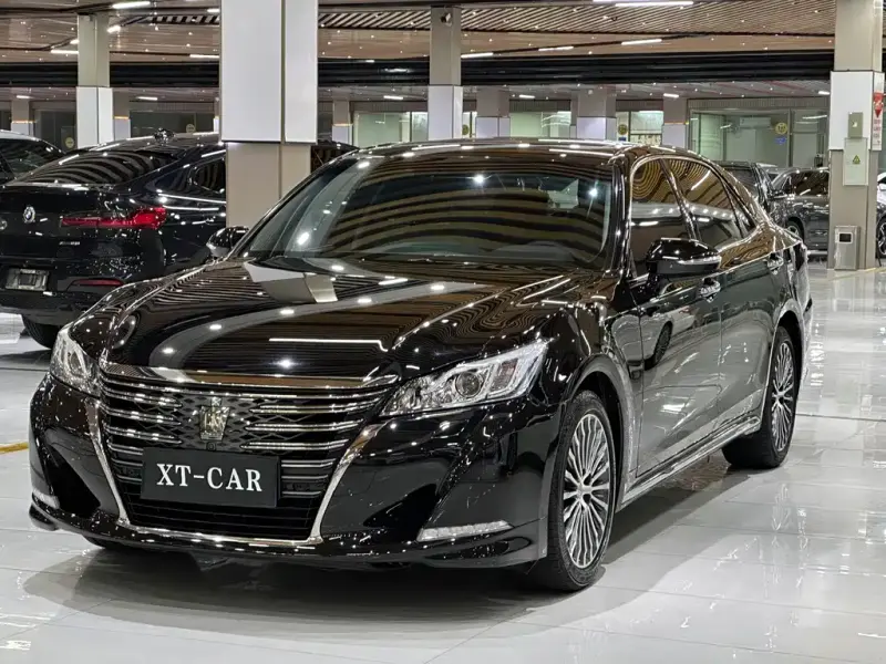 Toyota Crown, 2019
