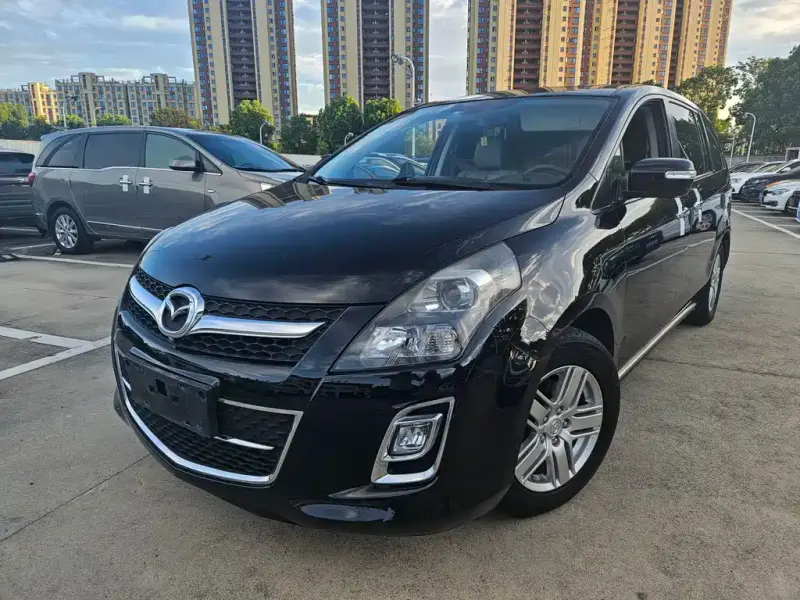 Mazda 8, 2015