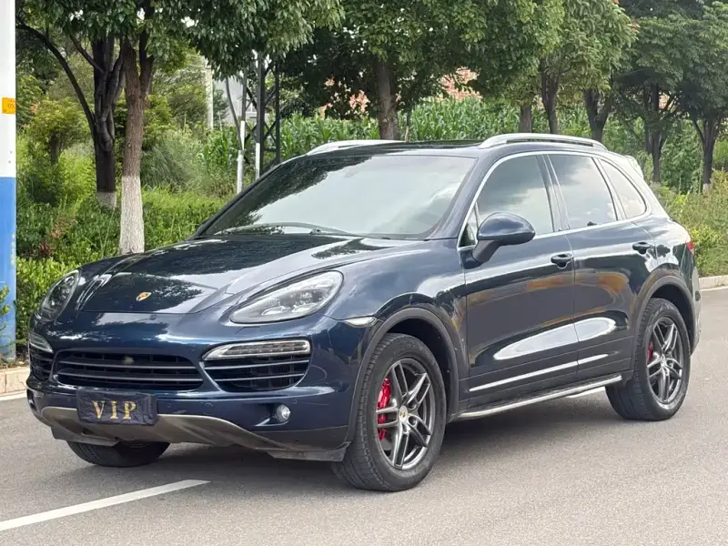 Porsche Cayenne, 2012