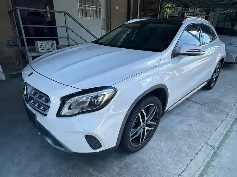 Mercedes-Benz GLA, 2018