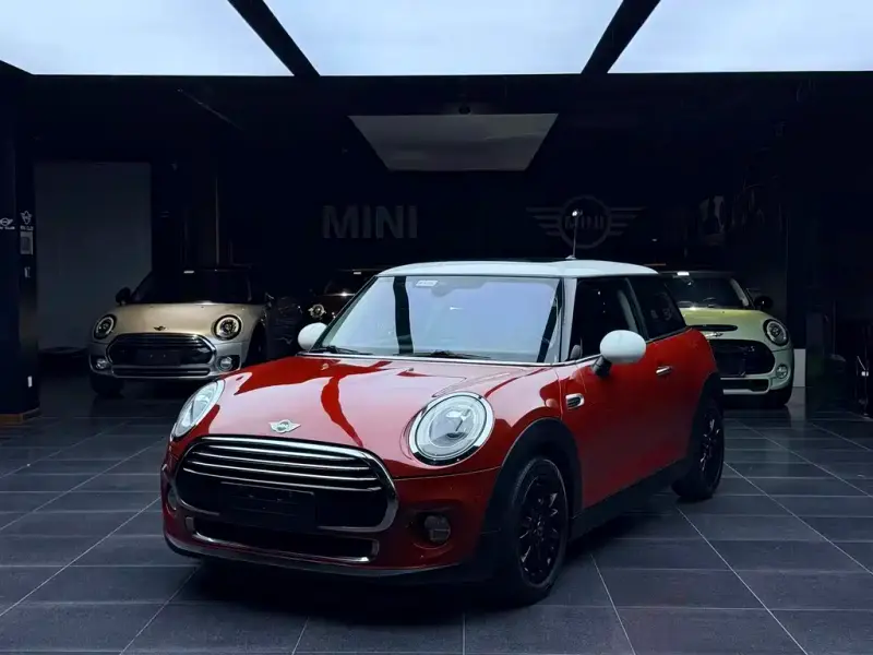 MINI Mini, 2014