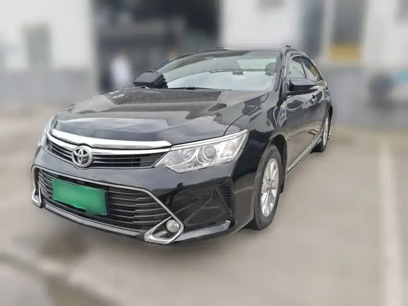 Toyota Camry, 2015