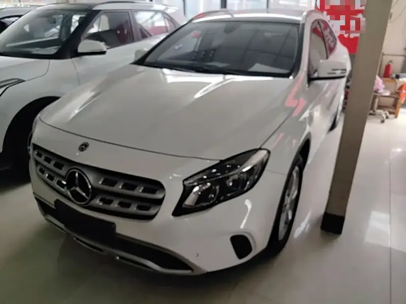 Mercedes-Benz GLA, 2018