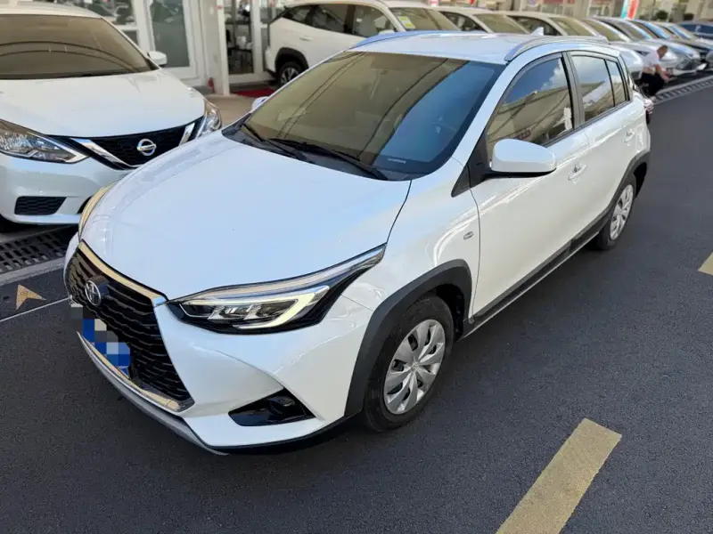Toyota Yaris L, 2023