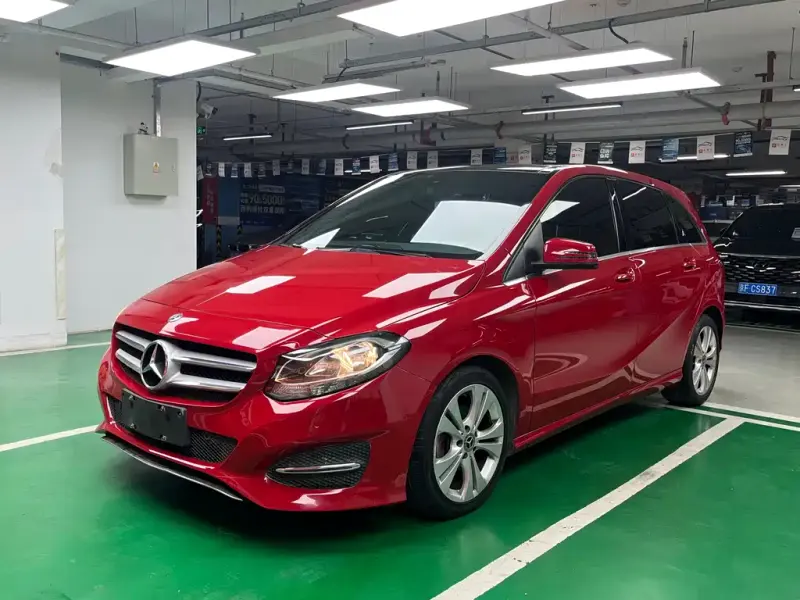 Mercedes-Benz B-Class Mercedes-Benz B-Class 2019 B 200 Dynamic Type, 2019 — фото 1