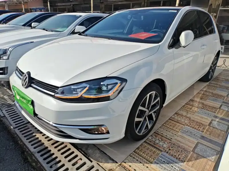Volkswagen Golf, 2020