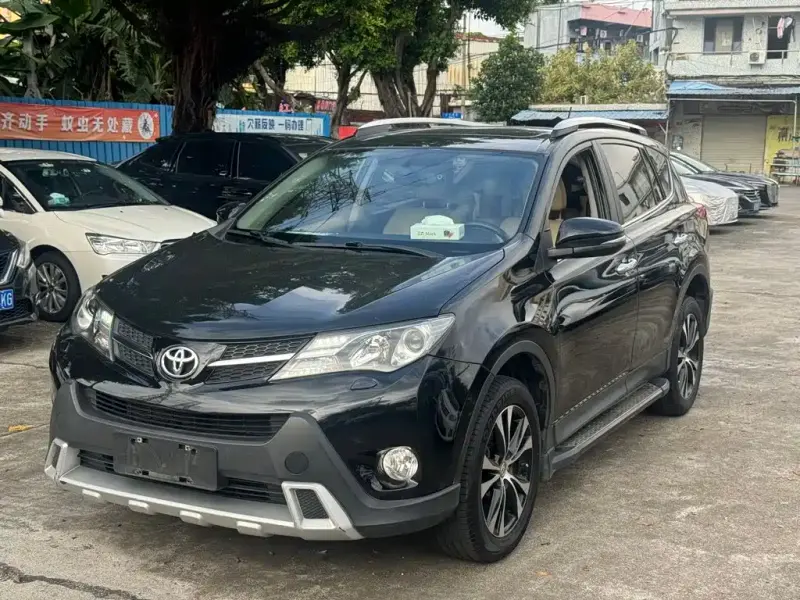 Toyota RAV4, 2014