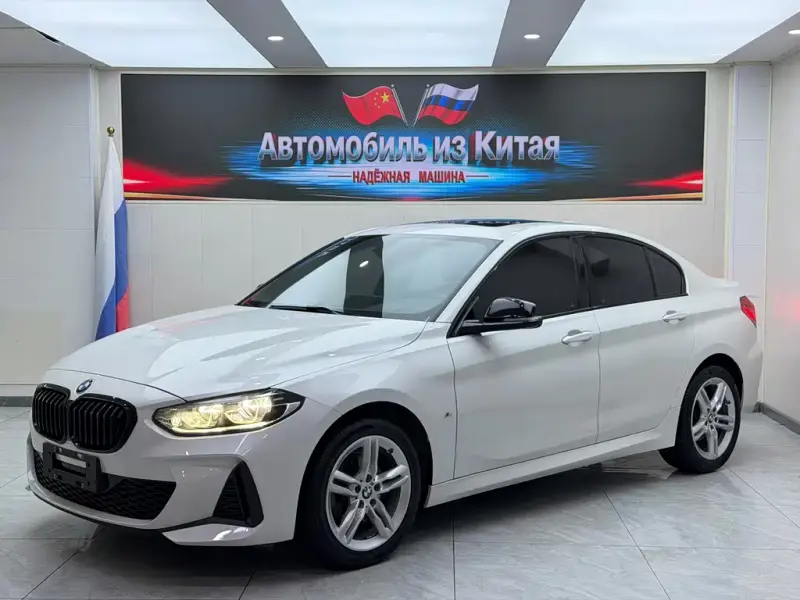 BMW 1 Series, 2022