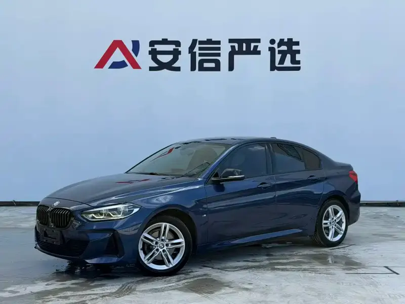 BMW 1 Series, 2022